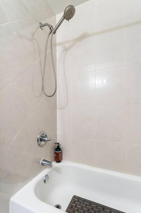 Ruby Suites 2A 뉴어크 외부 사진